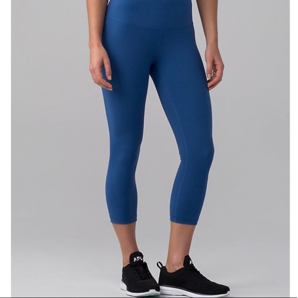 LULULEMON Wunder Under Teal (size 4)